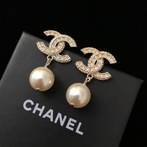 chanel earrings cheap price.